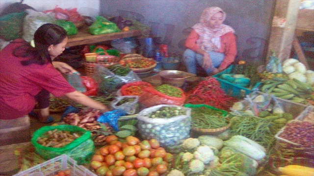 Kebutuhan Bahan Pokok Melonjak Naik