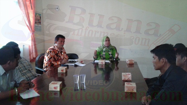 Pemkab Pesisir Barat Tingkatkan Penataan Lokasi Pedagang Pantai