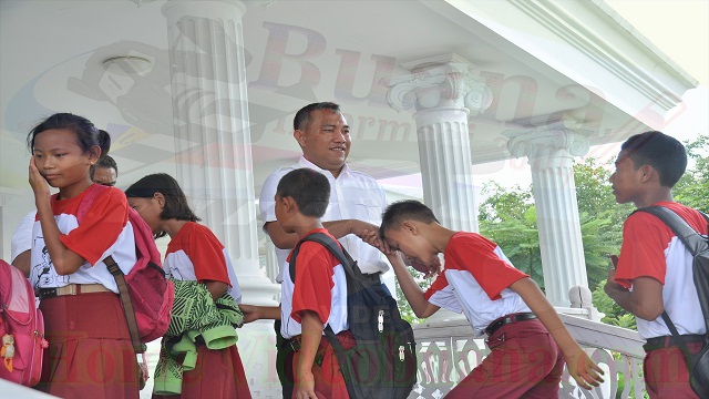 Umar Ahmad Menyambut Murid SD Berwisata Tubaba