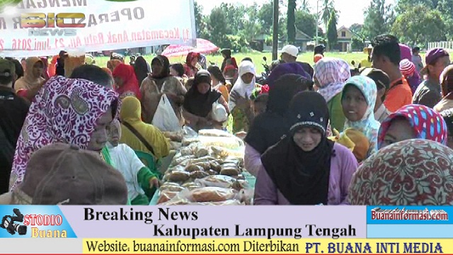Warga Serbu Operasi Pasar Murah