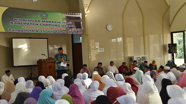 Bupati Beri Arahan Calon Jamaah Haji Lampura