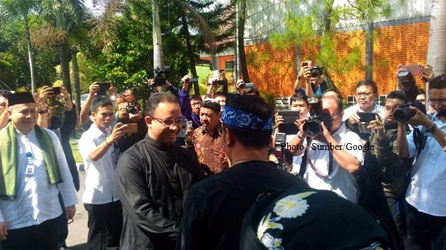 Anies Baswedan Kunjungi SMA Negeri 8