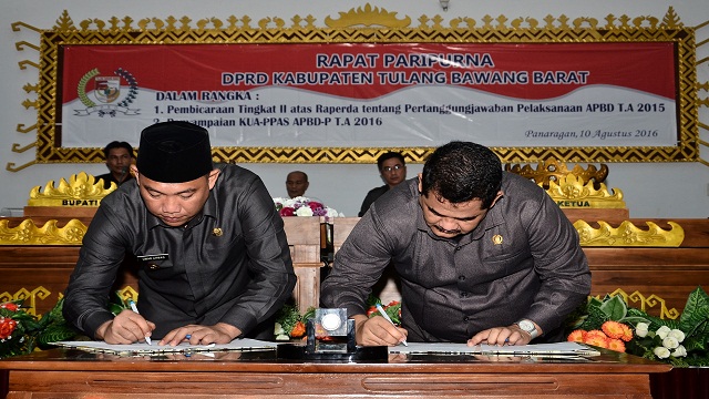 Rapat Paripurna DPRD Kabupaten Tulang Bawang Barat