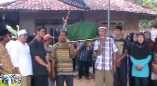Jeni Korban Pembuhan Asal Lampung, di Pulangkan Ke Rumah Duka
