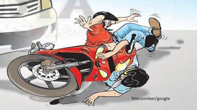 Mobil VS Motor,Mengakibatkan 2 Meninggal