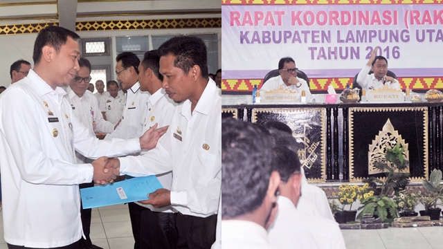 Bupati Menyerahkan Penghargaan Kepada 65 Desa