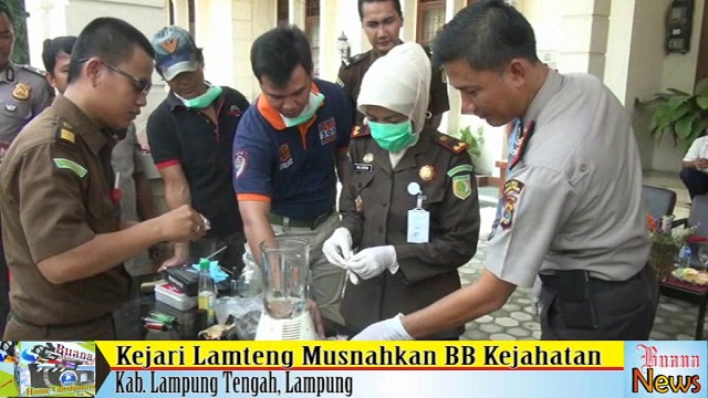 Kejari Lamteng Musnahkan BB Kejahatan