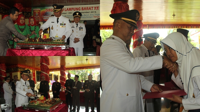 137 Orang Terima Pengharaan Bupati Lampung Barat