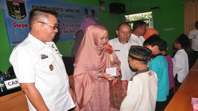 111 Anak Di Lampung Timur Ikuti Sunatan Missal