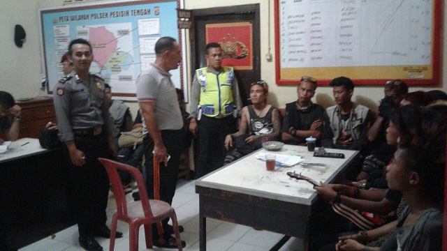 Polsek Pesisir Tengah Amankan 15 Anak Punk