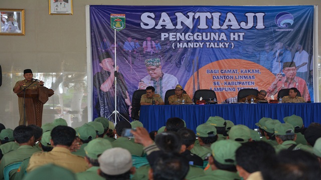 Ronda, Warga Dibekali Handy Talky