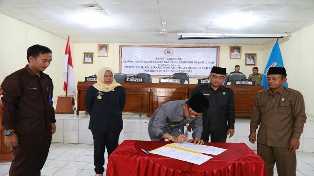 DPRD Pesisir Barat Gelar Rapat Paripurna Masa Sidang 2017