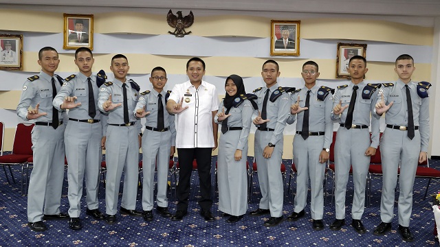 Gubernur Terima Audiensi Perwakilan Siswa-Siswi SMA Taruna Krida Nusantara