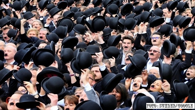 Ratusan Charlie Chaplin berkumpul di Swiss