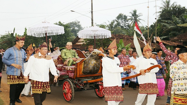 Raja Melinting Angkon Muari Gubernur Lampung M.Ridho Ficardo