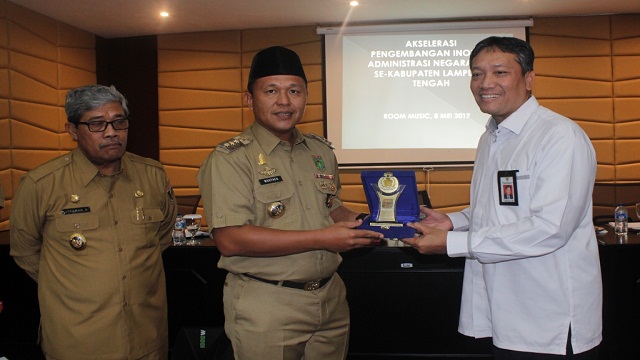 Deputi LAN Apresiasi Inovasi Pemda Lampung Tengah
