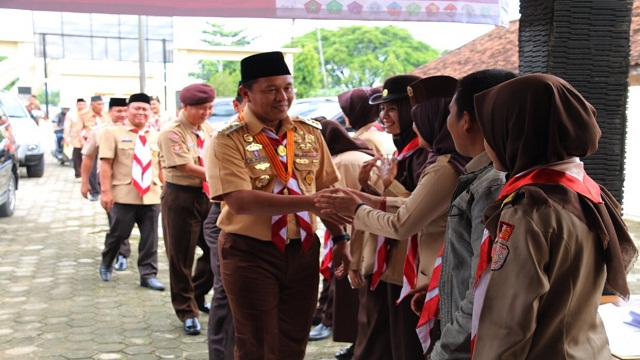 Pramuka Lampung Tengah Bantu Kelancaran Arus Mudik 2017