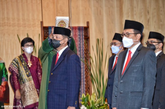 b4f74101-879f-4914-ab79-52bab428d80f