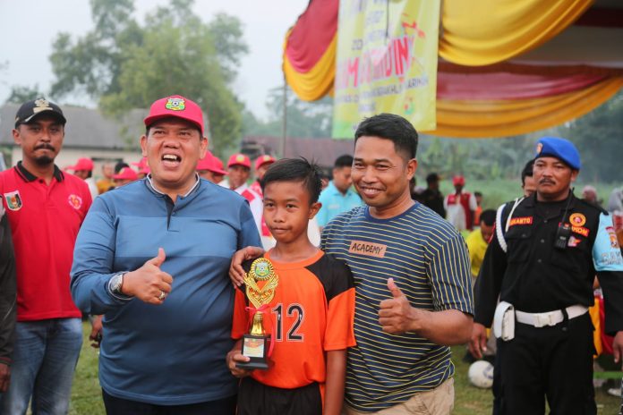 8486e31f-a814-4e82-84a9-826ef63821bd