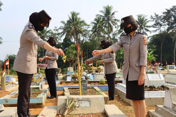 a5e66b2d-4275-49fd-98e6-d0850c16542b