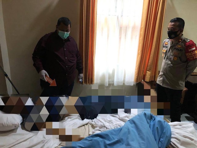 01ge14rday165bp47s90dax1r9