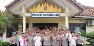 Kapolres Pringsewu Bersama Rombongan Melaksanakan Kunjungan Kerja Ke Polsek Gadingrejo Dan Sukoharjo