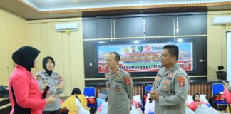 Polres Tubaba Bersama PMI Menggelar Donor Darah Menyeambut Hari Ulang Tahun Ke-77 Bhayangkara