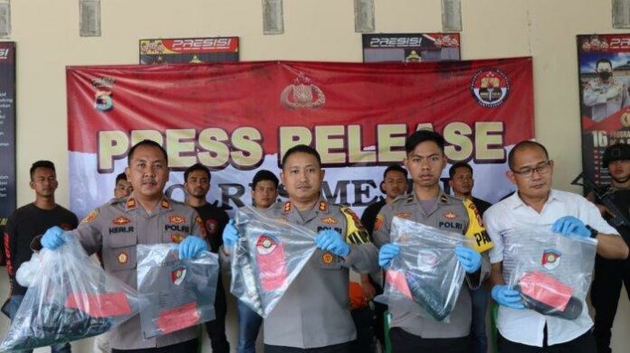 Polres-Mesuji-Polda-Lampung-Tangkap-DPO-Pelaku-Tindak-Pidana-Pembunuhan-dan-Pencurian