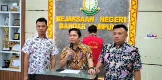 Kejari Bandar Lampung Kembali Menetapkan Tersangka Baru Dalam Kasus Dugaan Korupsi Pengadaan Kontainer DLH