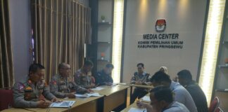 Polres Pringsewu Dan Jajaran KPU Kab. Pringsewu Melakukan Rapat Koordinasi
