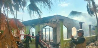 Diduga Korsleting Listrik, Mushola SMAN 3 Kotabumi Terbakar