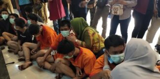 Polrestabes Palembang Mengamankan 17 Pelaku Tawuran Yang Menewaskan 1 Orang