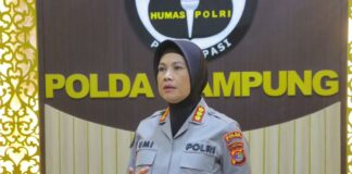 Wisudawan Bawa Spanduk Minta Usut Pembunuhan Ayahnya, Satu Tersangka Sudah Diamankan Polda Lampung