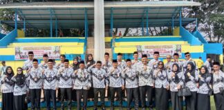 PJ Wako Pimpin Upacara Peringati Hari Guru Dan HUT PGRI Ke-78