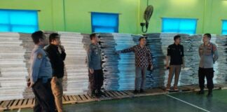 Kabag Ops Polres Metro Pantau Langsung Situasi Gudang Logisik KPU
