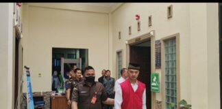 Dua Oknum Polisi Yang Terlibat Pencurian Mobil Di MBK Menjalani Sidang Perdana