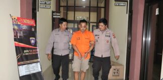 Polres Pringsewu Mengamanan Pelaku Penipuan Jual Beli Kendaraan Bermotor