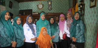 Wakil Ketua TP-PKK Kab. Lampung Utara Bersilahturahmi Dengan Kelompok PKH