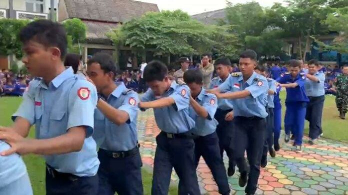 63-siswa-SMKN-2-Terbanggi-Besar-Serang-SMAN-1