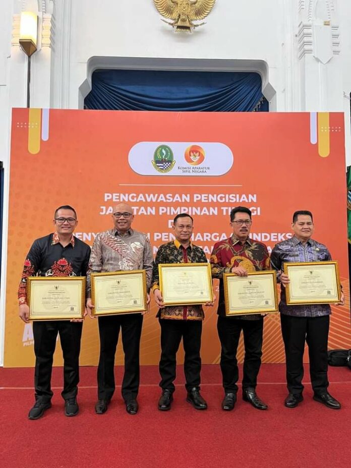 76509206-68c3-45c3-b079-ee49ac830b79