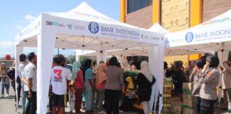 Bazar Murah Ramadhan Di Polres Pringsewu, Ratusan Paket Sembako Ludes Diburu Warga