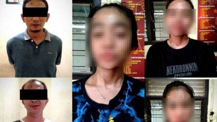 dua-pria-dan-tiga-wanita-yang-hendak-pesta-sabu123