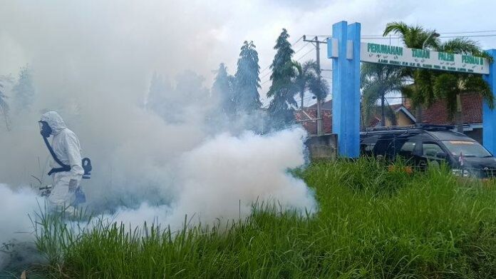 Polda-Lampung-fogging-di-Rajabasa-Pemuka