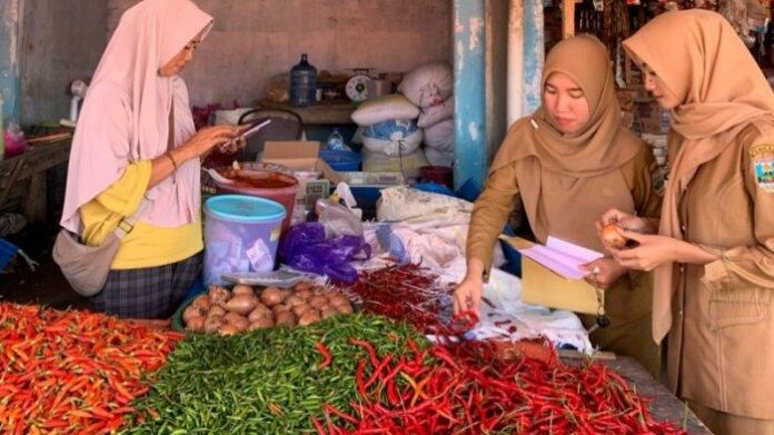 harga-bawang-merah-di-Pesisir-Barat-mulai-turun