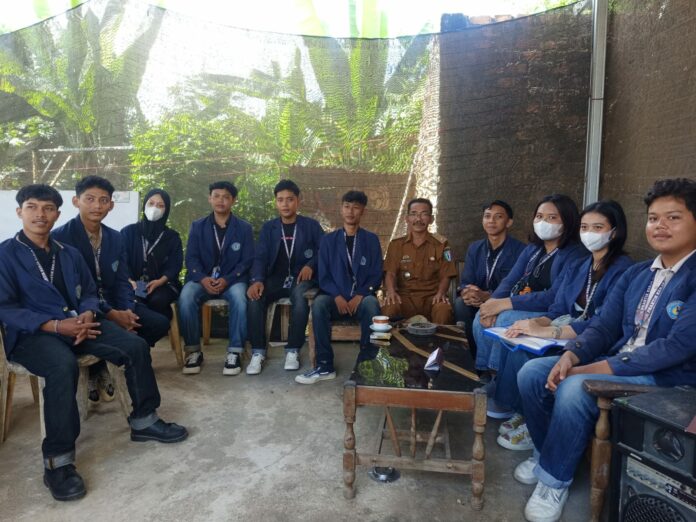 4a38a7d9-323d-45c2-b8f1-f1ad971c3daf