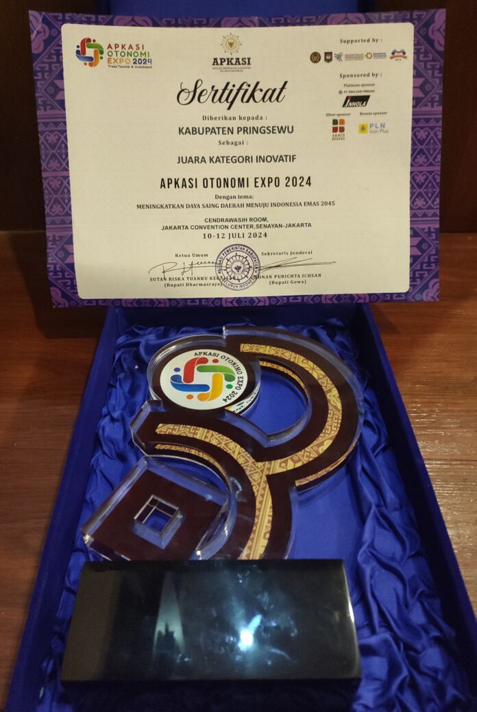 71b5c8ee-c580-48f2-9b65-0d3e933a9161