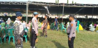 Polisi Amankan Pengajian HARLAH Ke-78 Muslimat NU Di Pringsewu