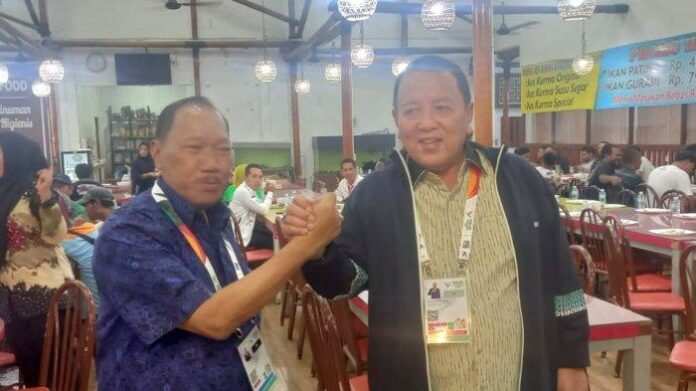 Ketua-KONI-Lampung-Arinal-Djunaidi-bersama-Ketua-KONI-Banten