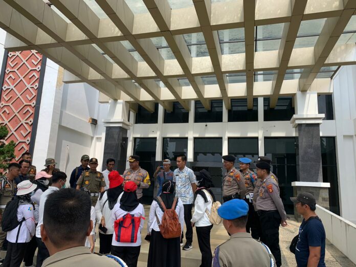 a59fba1d-04c6-4e11-94a2-ee826e85ba45