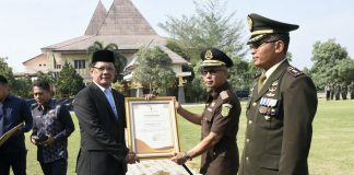 Firsada Beri Penghargaan Kepada Anggota Forkopimda